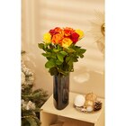 Bouquet de 9 roses pailletées dans le catalogue Carrefour Market