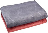 Mikrofaser Kuscheldecke Angebote von VIVESS bei REWE Bünde für 9,99 €