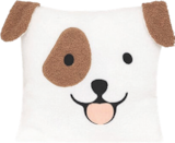 Coussin chien Scott bouclette en promo chez Maxi Bazar Coussin chien Scott bouclette dans le catalogue Maxi Bazar