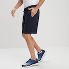 Short jogging molletonné droit bleu marine homme en promo chez La Halle Short jogging molletonné droit bleu marine homme dans le catalogue La Halle