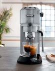 Siebträger-Espressomaschine Dedica Arte EC885.M im Angebot bei Netto Marken-Discount in Hoyerswerda Siebträger-Espressomaschine Dedica Arte EC885.M Angebote von De'Longhi bei Netto Marken-Discount Hoyerswerda für 159,99 €