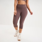 Legging corsaire de sport stretch mauve femme en promo chez La Halle Legging corsaire de sport stretch mauve femme dans le catalogue La Halle