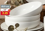Schale Ø 21 cm für 2,25 € bei Woolworth im Angebot Schale Ø 21 cm im aktuellen Woolworth Prospekt