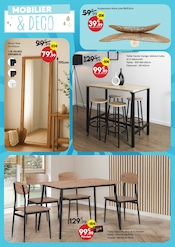 Tabouret en promo dans le catalogue Maxi Bazar à la page 7