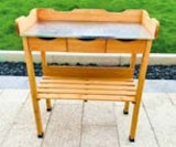 Pflanztisch für 69,99 € bei Hellweg im Angebot Pflanztisch im aktuellen Hellweg Prospekt