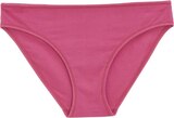 Slip femme à Carrefour dans Villegouge