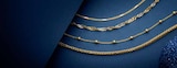 Gold-Collier bei GLOBUS im Lollar Prospekt für 259,00 €