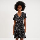 Robe fluide en maille longueur genou noir femme - La Halle à Grenoble Robe fluide en maille longueur genou noir femme en promo chez La Halle Grenoble à 15,99 €