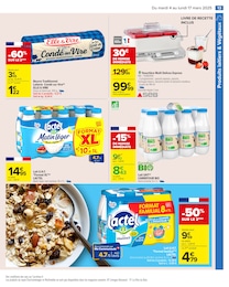 Offre Lait bio demi-écrémé dans le catalogue Carrefour du moment à la page 13