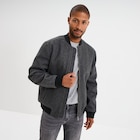 La Halle Saint-Memmie - Promo Blouson doublé col teddy gris foncé homme Promo Blouson doublé col teddy gris foncé homme à 29,99 € dans le catalogue La Halle à Saint-Memmie