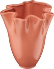 Vase aus Keramik, Wellenrand, terrakotta/matt (16,8x16,8x17,9 cm) bei dm-drogerie markt im Weilheim Prospekt für 9,95 €