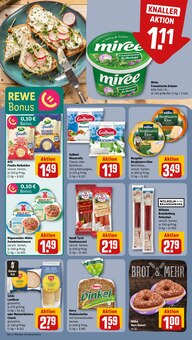 Brötchen im REWE Prospekt "Dein Markt" mit 30 Seiten (Reutlingen)