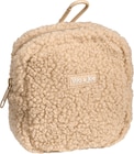 Snackbeutel aus Polyester/Teddy für Hunde, beige (11x11x5 cm) im dm-drogerie markt Prospekt zum Preis von 6,95 €