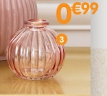 Mini vase strié à 0,99 € dans le catalogue B&M