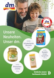 Aktueller dm-drogerie markt Prospekt mit Sonnenschirm, "Aktuelle Angebote", Seite 1