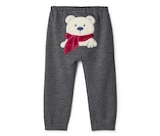 Baby-Sweathose mit Plüsch-Applikation bei Tchibo im Supermarkt im Prospekt "" für 9,99 €