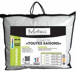 Couette toutes saisons en promo chez Maxi Bazar Villemomble à 29,99 €