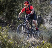 MOUNTAINBIKE ROCKRIDER ST520 bei DECATHLON in Hamburg MOUNTAINBIKE ROCKRIDER ST520 im Angebot bei DECATHLON Hamburg für 299,99 €