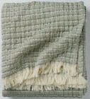 Aktuelles DVERGSYRE Kuscheldecke Angebot bei JYSK in Duisburg ab 15,00 €