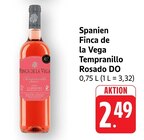 Tempranillo Rosado DO im Angebot bei E center in Offenburg Tempranillo Rosado DO Angebote von Finca de la Vega bei E center Offenburg für 2,49 €