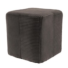 Pouf carre velours cotele large - B&M à La Rochelle Pouf carre velours cotele large en promo chez B&M La Rochelle à 19,99 €