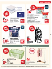 Promos Armoire dans le catalogue "SOLDES & BONS PLANS" de Auchan Hypermarché Armoire en promo dans le catalogue Auchan Hypermarché à la page 21