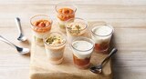 Verrines pesto tomates parmesan ou verrines duo saumon fromage et concombre ou verrines de saint jacques colin et tartare de tomate - U Express à Issy-les-Moulineaux Verrines pesto tomates parmesan ou verrines duo saumon fromage et concombre ou verrines de saint jacques colin et tartare de tomate en promo chez U Express Issy-les-Moulineaux à 4,49 €
