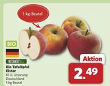 Bio Tafeläpfel Elstar bei combi im Prospekt "" für 2,49 €