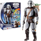 FIGURINE MANDALORIAN ET GROGU - STAR WARS en promo chez Auchan Hypermarché FIGURINE MANDALORIAN ET GROGU - STAR WARS dans le catalogue Auchan Hypermarché