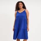 Robe bretelles à volants longueur genou bleu electrique femme grande taille en promo chez La Halle Robe bretelles à volants longueur genou bleu electrique femme grande taille dans le catalogue La Halle