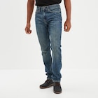 Promo Jeans straight denim 5 poches denim dirty homme à 15,99 € dans le catalogue La Halle à Brignoles