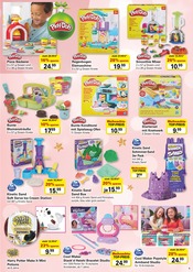 Modelleisenbahn im Toys World Prospekt in Soest Aktueller Toys World Prospekt mit Modelleisenbahn, "… wo Kinderaugen leuchten!", Seite 4