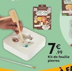 Kit de fouille pierres en promo chez Maxi Bazar Thiais à 7,99 €