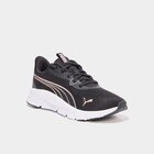 Promo Baskets running Puma FlexFocus rose clair femme à 34,99 € dans le catalogue La Halle à Nevers