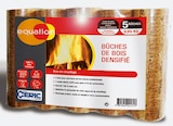 Promo Lot de 5 bûches de bois densifié à 4,99 € dans le catalogue Weldom à Prades