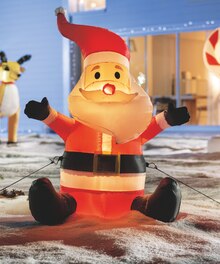 PÈRE NOËL AUTO-GONFLABLE - Gifi à Paris PÈRE NOËL AUTO-GONFLABLE en promo chez Gifi Paris à 15,00 €