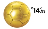 Ballon or | 3 ans en promo chez JouéClub Ballon or | 3 ans dans le catalogue JouéClub