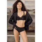 Soutien-gorge "Generous" - DIM en promo chez Carrefour Saint-Denis à 14,49 €