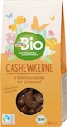 Cashewkerne geröstet in Vollmilch-Schokolade mit Salz-Karamell Angebote von dmBio bei dm-drogerie markt Freiburg für 2,75 €