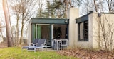 Weite Seen zum Erkunden, einzigartige Allwetter-Spielwelt und viel Platz zum Entspannen Angebot im Center Parcs Prospekt Weite Seen zum Erkunden, einzigartige Allwetter-Spielwelt und viel Platz zum Entspannen im Center Parcs Prospekt zum Preis von 268,00 €