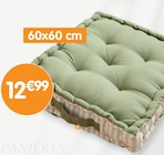 Coussin de sol rayé en promo chez B&M Saint-Nazaire à 12,99 €