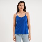Débardeur avec broderie anglaise coton bleu electrique femme - La Halle Débardeur avec broderie anglaise coton bleu electrique femme à 12,99 € dans le catalogue La Halle