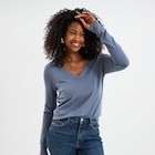 La Halle Pessines - Promo Pull col en V manches longues bleu gris femme Promo Pull col en V manches longues bleu gris femme à 12,99 € dans le catalogue La Halle à Pessines