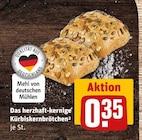 Aktuelles Das herzhaft-kernige Kürbiskernbrötchen Angebot bei REWE in Ludwigshafen (Rhein) ab 0,35 €