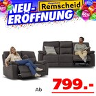 Kingston 3-Sitzer oder 2-Sitzer Sofa bei Seats and Sofas im Remscheid Prospekt für 799,00 €