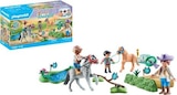 Promo Cavaliers Poneys Et Saut D'obstacles - 71495 De Playmobil à 29,99 € dans le catalogue JouéClub à Lyon