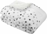 Couette sherpa 2 personnes - DOMÉDIA en promo chez Intermarché Charleville-Mézières à 21,38 €