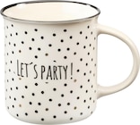 Kaffeebecher "Let's Party!" weiĂ mit schwarz-goldenen Punkten (400 ml) im dm-drogerie markt Prospekt Kaffeebecher "Let's Party!" weiĂ mit schwarz-goldenen Punkten (400 ml) von Dekorieren & Einrichten im aktuellen dm-drogerie markt Prospekt fĂŒr 5,45 âŹ