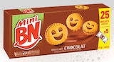 Mini biscuits fourrés goût chocolat - BN dans le catalogue Intermarché Hyper