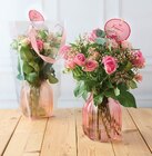 Bouquet Vase Rose - U Express à Poitiers Bouquet Vase Rose en promo chez U Express Poitiers à 19,99 €
